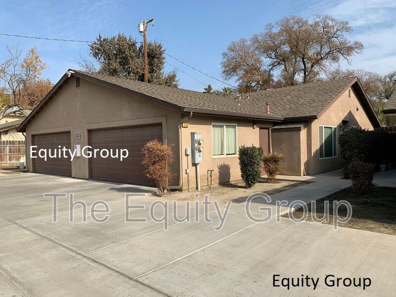 114 W Cameron St in Hanford, CA - Building Photo