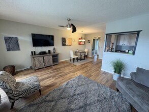 34 Preston Way in Boca Raton, FL - Building Photo - Building Photo