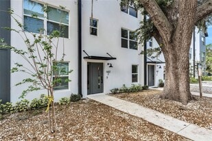 1602 Park Lake St in Orlando, FL - Building Photo