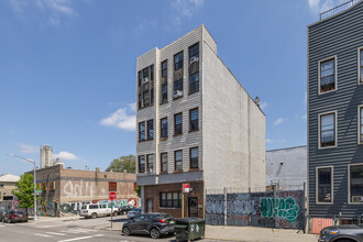 48 Morgan Ave in Brooklyn, NY - Building Photo - Building Photo