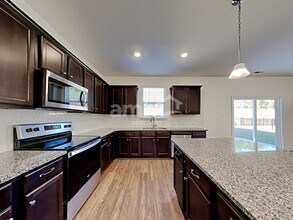 1136 Bentley Pl in Waxhaw, NC - Building Photo - Building Photo