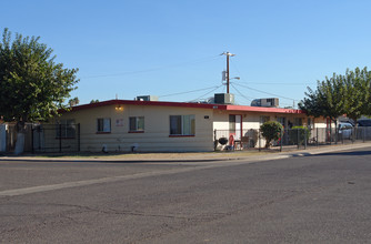 Glen Drive Apartments in Glendale, AZ - Building Photo - Building Photo