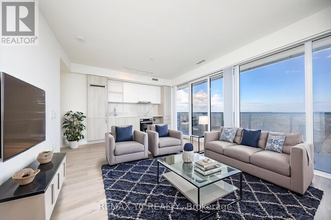 138 Downes St in Toronto, ON - Building Photo - Building Photo