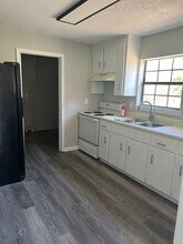 3219 N Miller St in Pensacola, FL - Building Photo - Building Photo