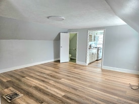 25 Saltonstall St in Canandaigua, NY - Building Photo