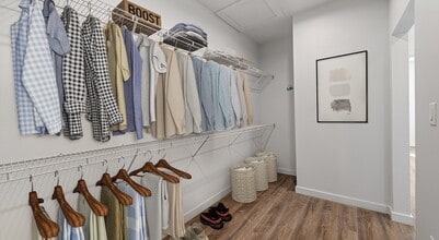 FLATZ 432 in Midland, TX - Building Photo - Building Photo