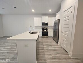 396 Salt Creek Lane in Mexico Beach, FL - Foto de edificio - Building Photo