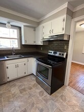 217 Stevens Dr in Pittsburgh, PA - Building Photo - Building Photo
