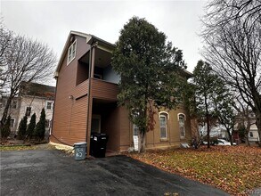 1326 Madison St in Syracuse, NY - Building Photo - Building Photo