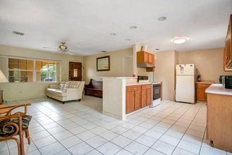 4526 Sheldrake Dr in Orlando, FL - Foto de edificio - Building Photo