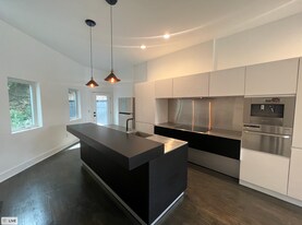 1958 Josephine St in Pittsburgh, PA - Building Photo