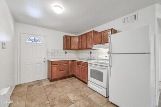 29 N May in Mesa, AZ - Building Photo - Building Photo