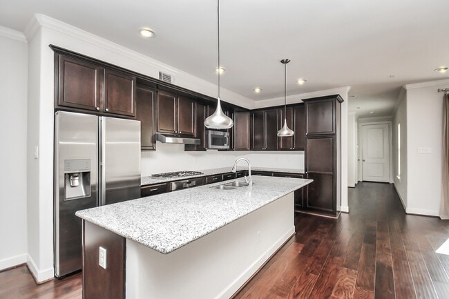 property at 190 Kendrick Pines Blvd