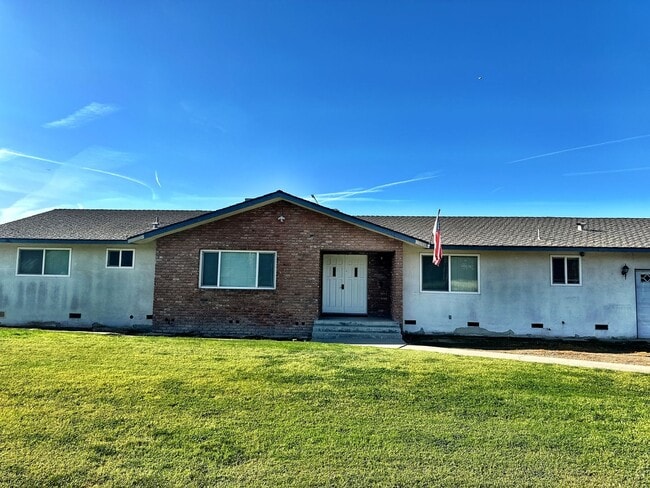 11465 Ave 200 in Tulare, CA - Building Photo - Building Photo