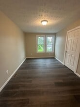 3900 W 23rd St in Cleveland, OH - Building Photo - Building Photo