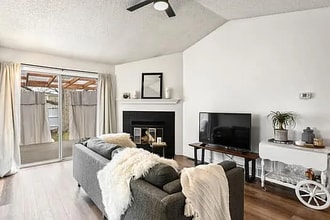 1809 Rice St in Longmont, CO - Foto de edificio - Building Photo