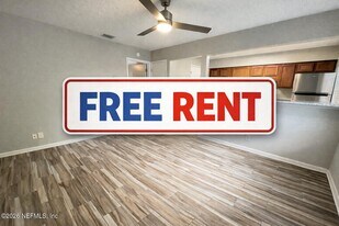 5404 101st St in Jacksonville, FL - Building Photo