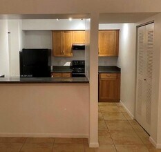 530 S Park Rd in Hollywood, FL - Building Photo - Building Photo