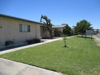 Erin Apartments in Needles, CA - Foto de edificio - Building Photo