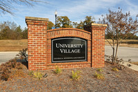 University Village in Augusta, GA - Foto de edificio - Building Photo