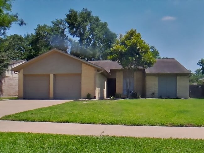 15802 Echo Canyon Dr