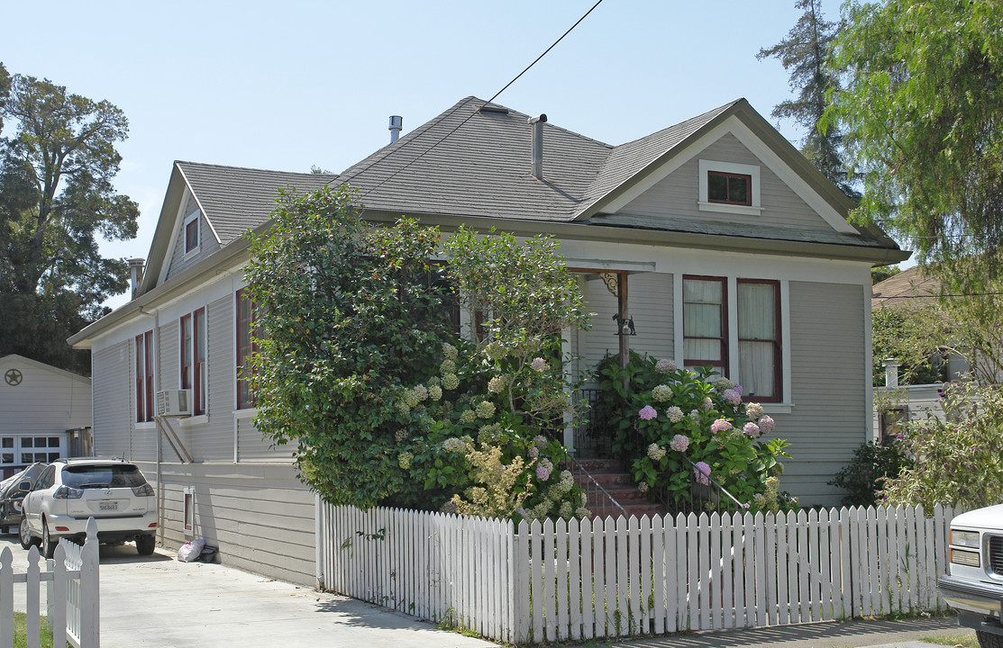 1226 Warren St in Martinez, CA - Building Photo