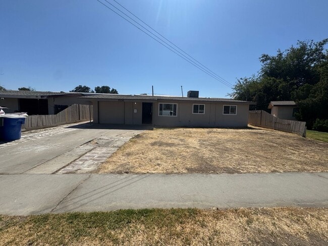 property at 1536 Thornton St