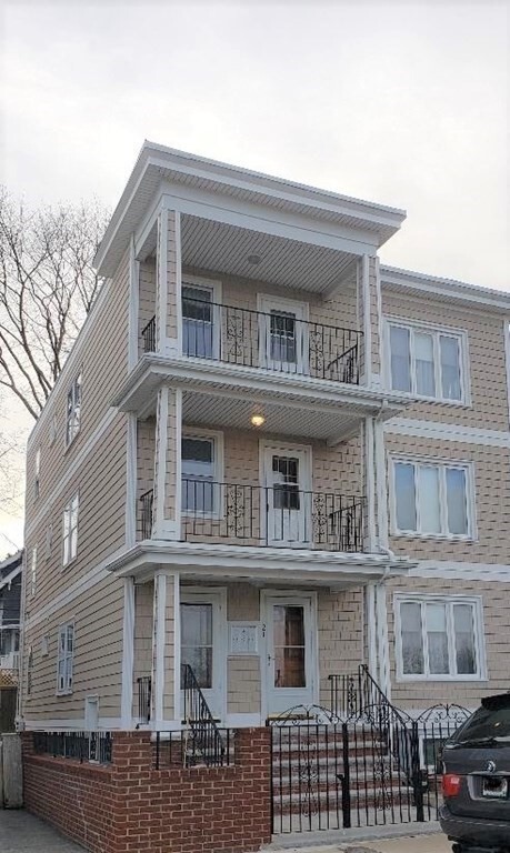 property at 21 Firth Rd