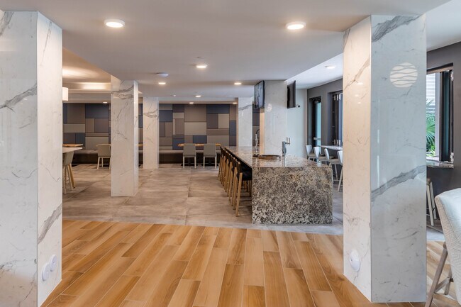 CERU in Boca Raton, FL - Foto de edificio - Interior Photo