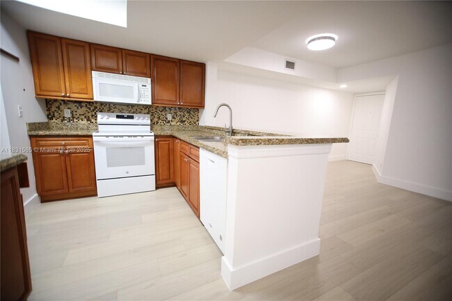 9200 W Atlantic Blvd in Coral Springs, FL - Building Photo - Building Photo