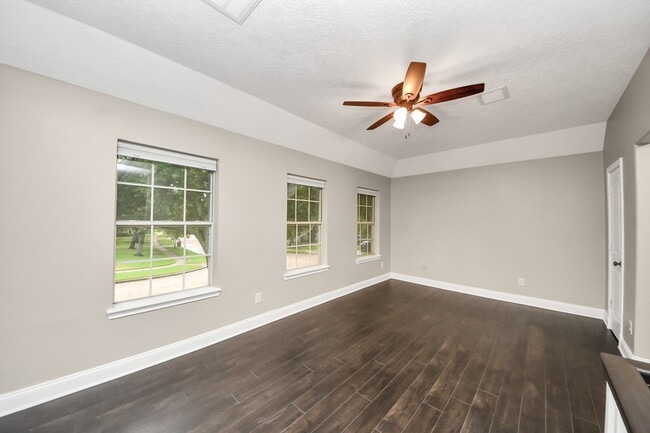 property at 2405 Guilbeau Ln