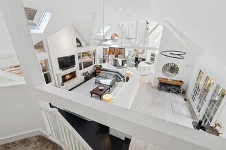 9 Long Hill Rd in East Hampton, NY - Building Photo - Building Photo