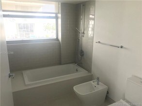 1025 92nd St-Unit -503 in Bay Harbor Islands, FL - Building Photo - Building Photo