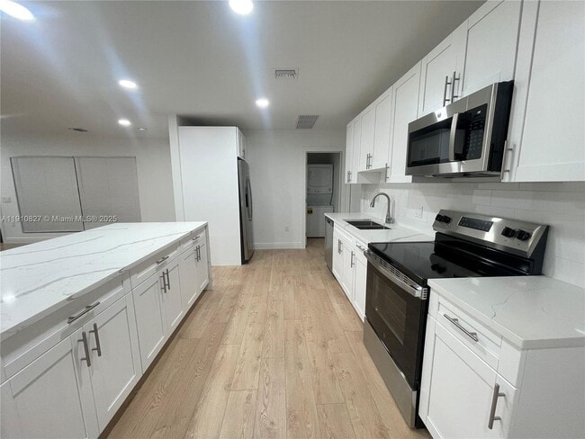 317 N 31st Ave in Hollywood, FL - Building Photo - Building Photo