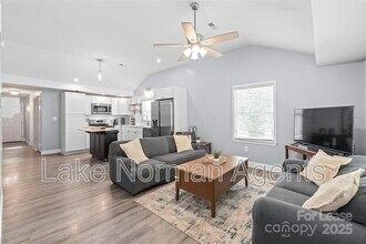126 Tomberlin Rd in Mount Holly, NC - Building Photo - Building Photo