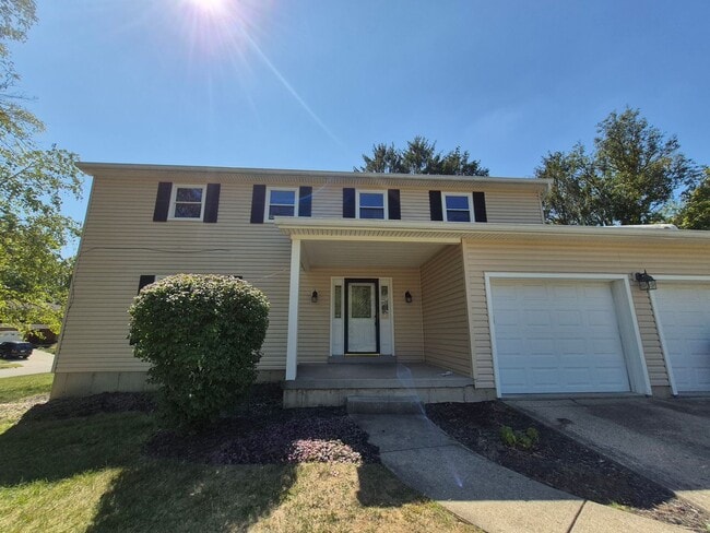 9287 Gourmet Ln in Loveland, OH - Building Photo - Building Photo