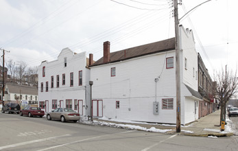 302-308 South Ave in Verona, PA - Foto de edificio - Building Photo