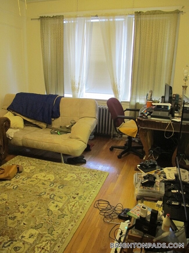 70 Chiswick Rd, Unit 22