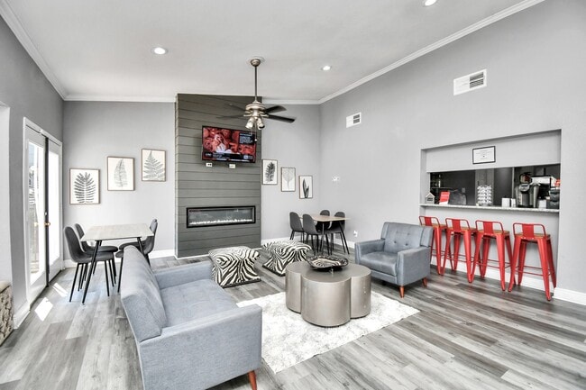 property at 5959 Bonhomme Rd