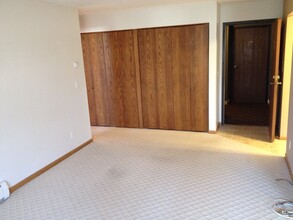 7601 W 101st St, Unit 115 in Minneapolis, MN - Foto de edificio - Building Photo