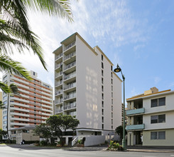 Pacific International Condos in Honolulu, HI - Building Photo - Building Photo