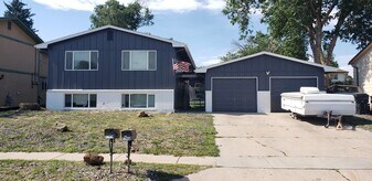 4006 E San Miguel St