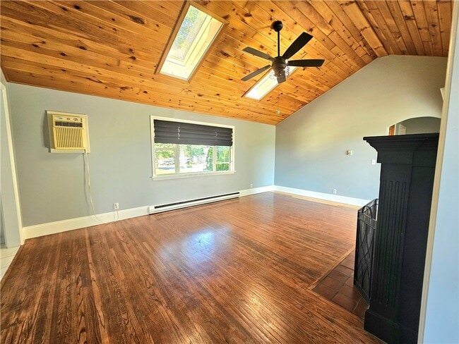 property at 2804 Nichols St