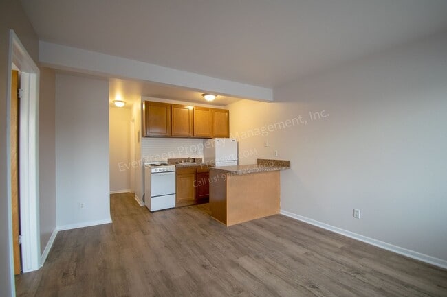 2008 W Plum St in Fort Collins, CO - Foto de edificio - Building Photo