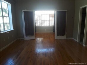 1127 Euclid Ave-Unit -207 in Miami Beach, FL - Building Photo - Building Photo