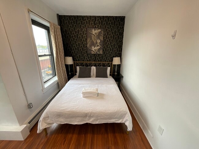 871 Harrison Ave, Unit 1 in Boston, MA - Building Photo - Building Photo