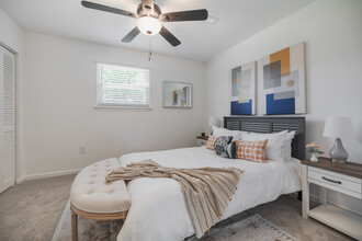Mulberry Pond in Charleston, SC - Foto de edificio - Interior Photo