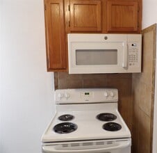 2828 Mobley in Lawton, OK - Building Photo - Building Photo