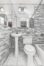 438 W 52nd St, Unit 9D in New York, NY - Building Photo - Building Photo