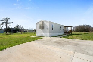 760 Blueberry Rd in Baytown, TX - Building Photo